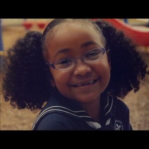 Meet your Posher, Monica